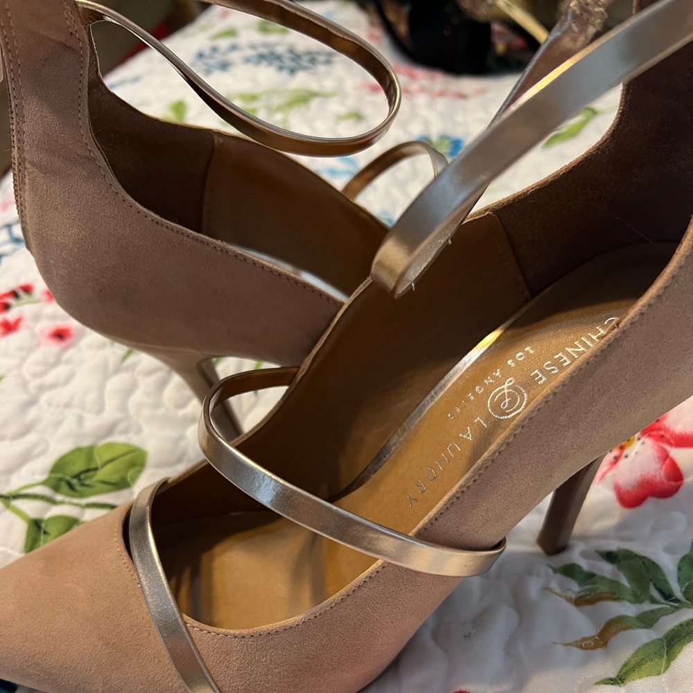 Elegant heels that are perfect for work, or a special event
